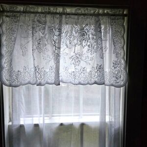 Vintage Cotton Lace Window Valance